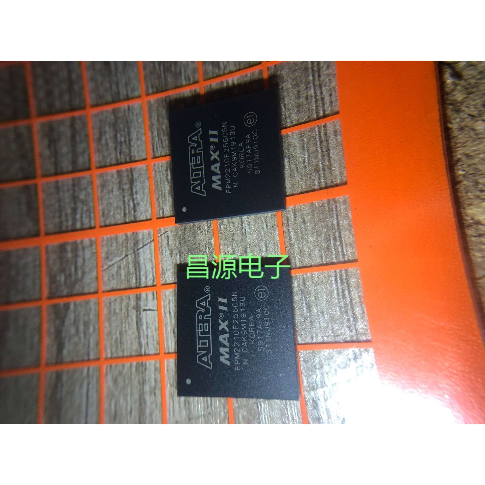 原装现货 EPM2210F256C5N 封装BGA-256 嵌入式可编程逻辑器件芯片