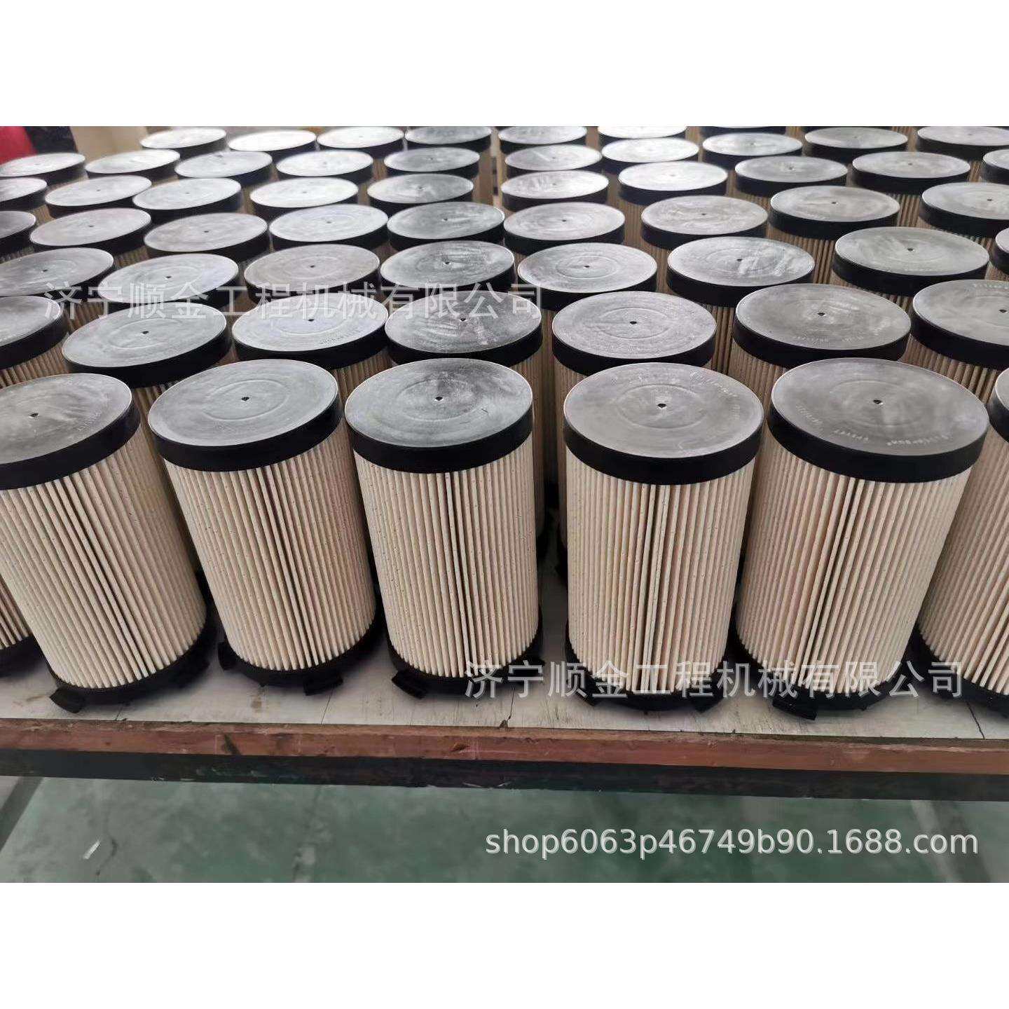 p550490 p550372空气滤芯 柴油滤芯 机油滤芯 节温