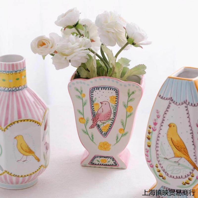 新款西象 王尔德夜莺与玫瑰之歌养花瓶浪漫小调陶瓷花瓶可以