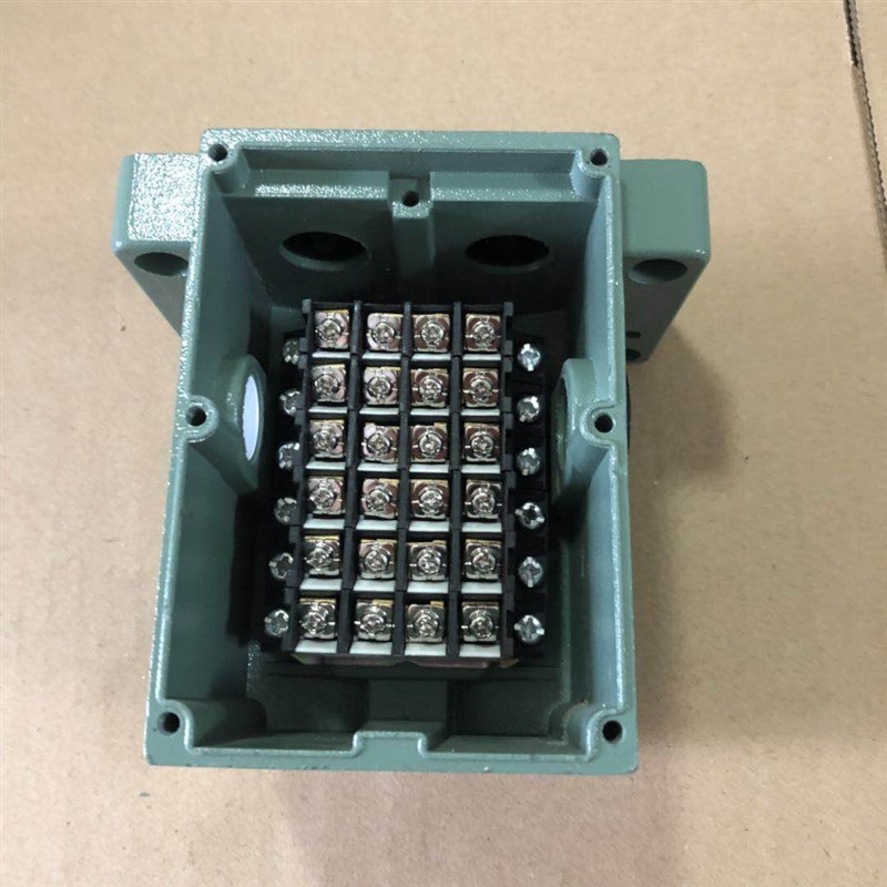 北京第一机床LXZ1-06L/W锥角式LXZ1-06L/N滚轮式6位限位行程开关