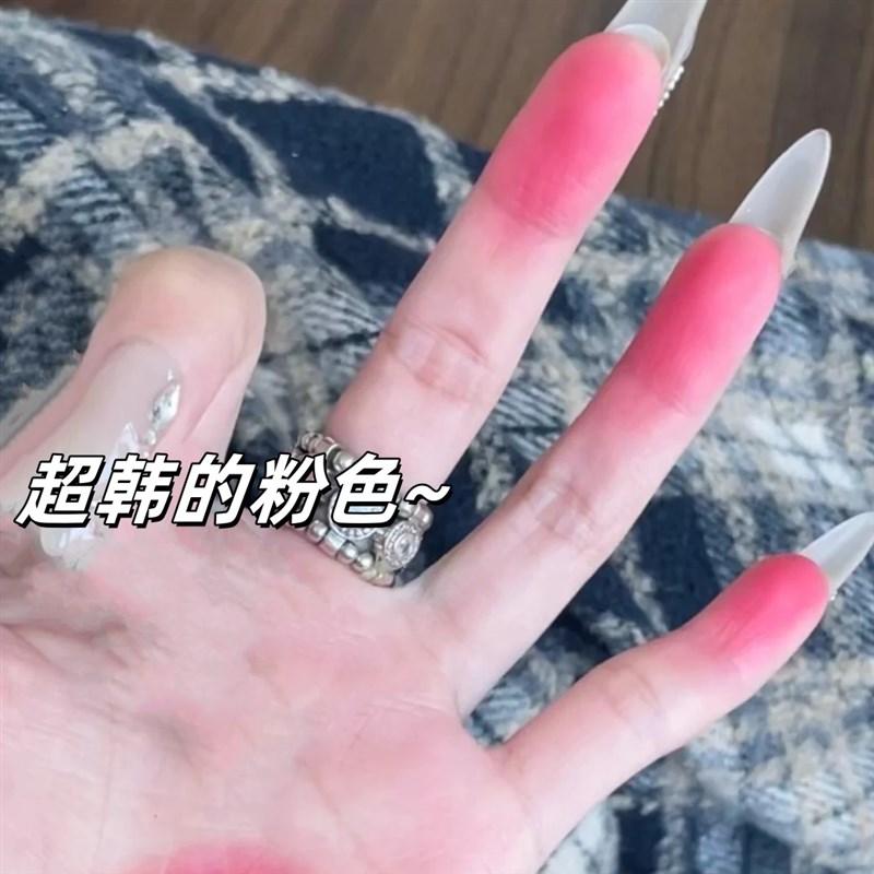 救命这也太懂黄皮深唇了!哑光唇泥不沾杯显白女团橄榄皮素颜唇釉