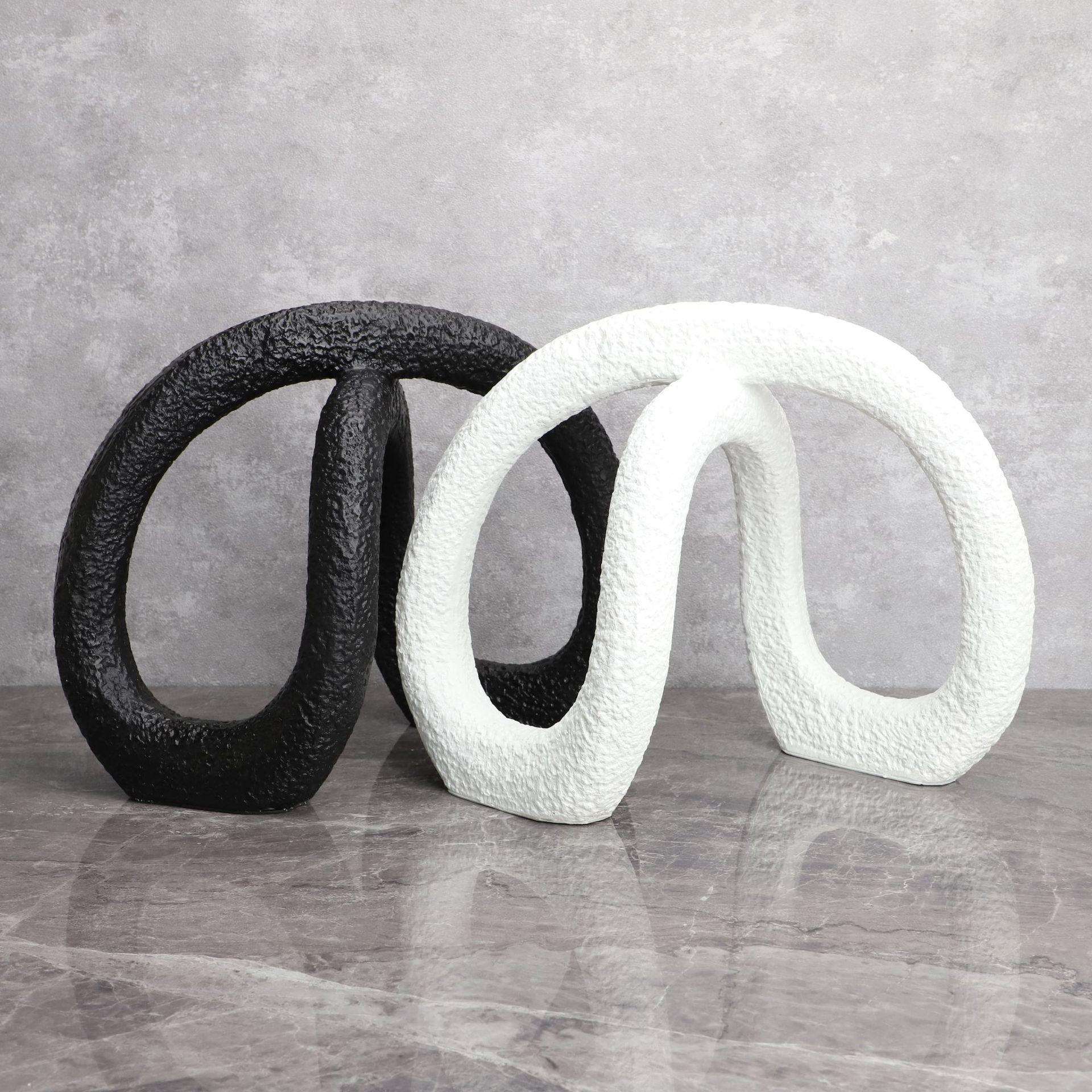 现代简约黑色白色X形树脂样板房售楼部家居桌面餐厅软装饰品摆件