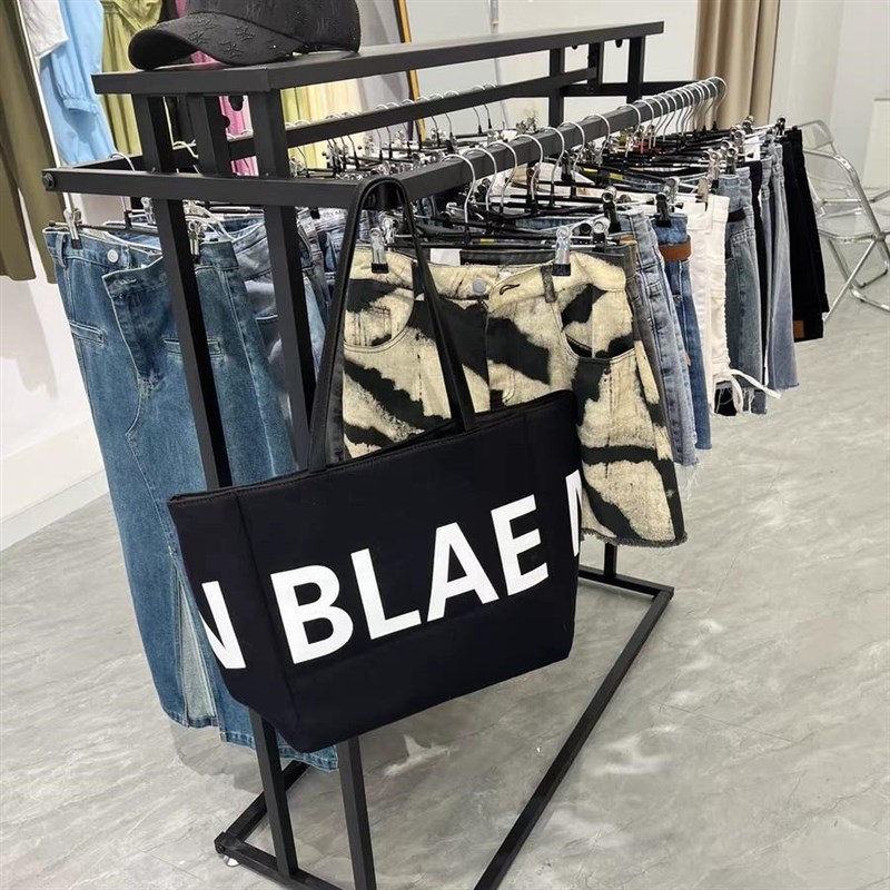 简约服装店中岛架落地展示架男女装童装双排中间货架双杠侧挂衣架