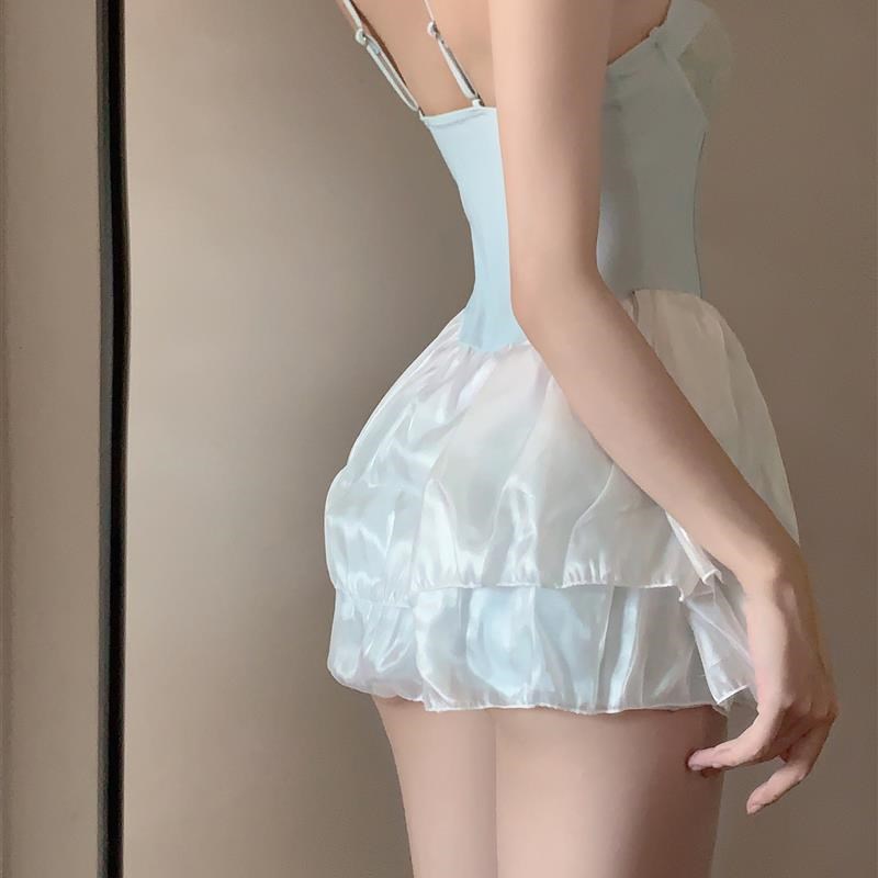 2024新款浅蓝日系泡温泉女钢圈聚拢仙女风碎花云朵泳衣连体保守