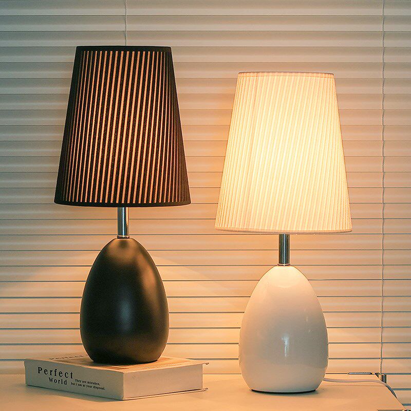 台灯卧室床头灯北欧n简约现代创意家用浪漫温馨触摸可调光床头柜