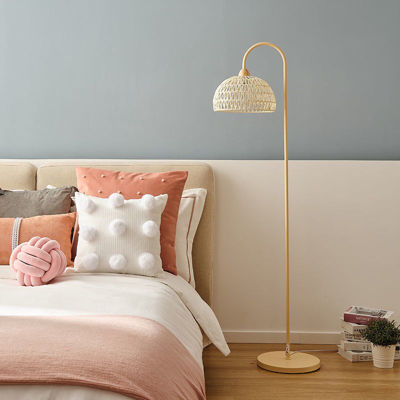 法式奶油风落地灯客n厅氛围卧室床头立式台灯网红民宿藤编罩床头