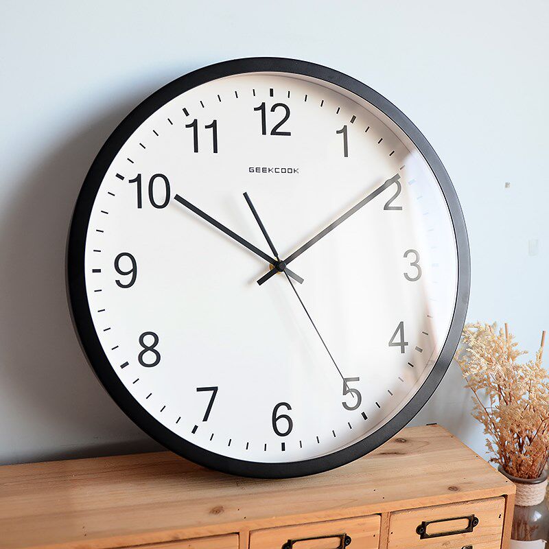 现代简约电波钟卧室对时钟免打孔客厅石J英钟家用静音轻奢挂表精