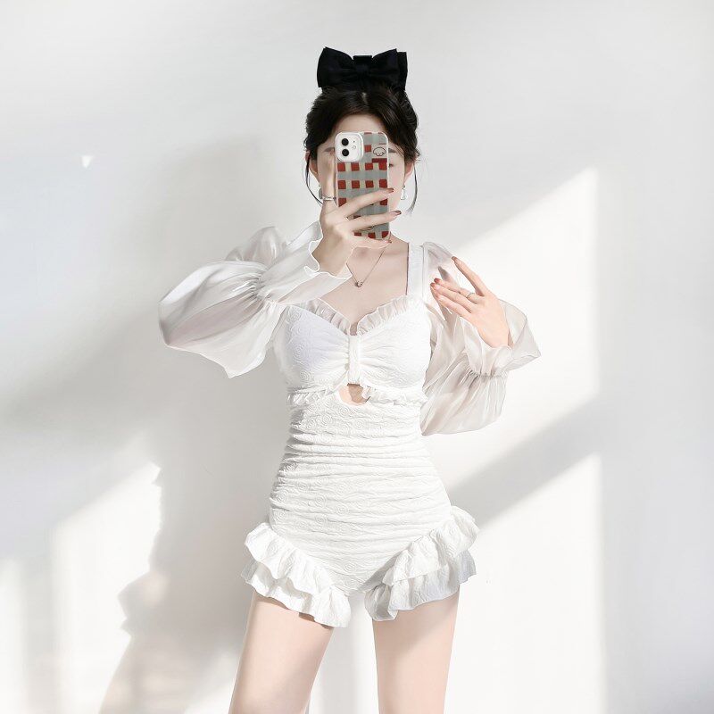 纯欲泳衣女2025新款爆款连体长袖遮肉显瘦白色高级感泡温泉游泳衣