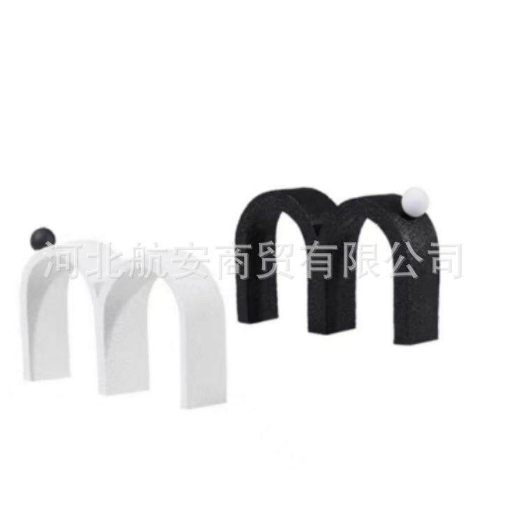 现代简约创意树脂M字母摆件样板房售楼处家居软装工艺品饰品摆设