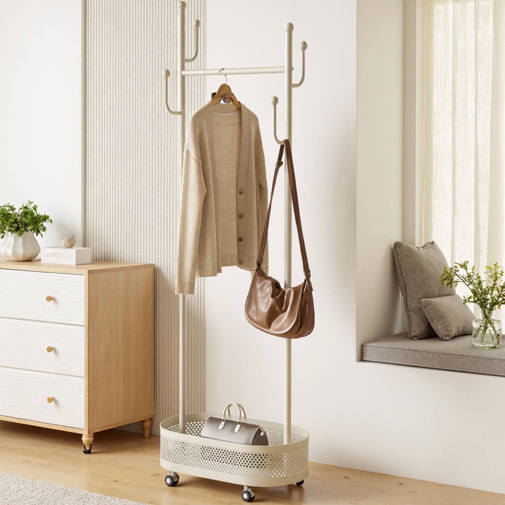 落地铁艺衣架带脏衣篓挂衣架可移动式带轮衣帽架卧室衣服收纳挂架