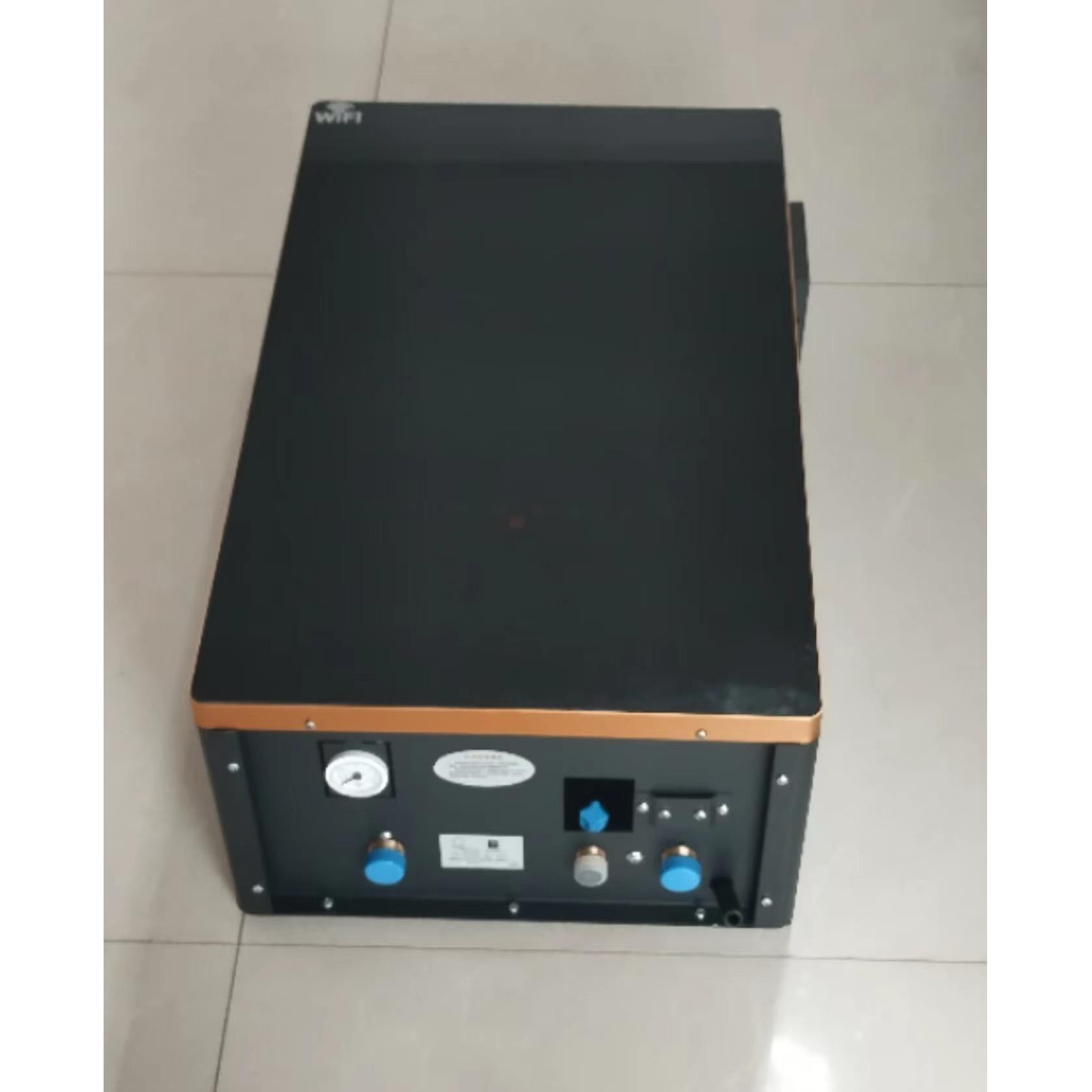 12KW匠奥内置2个水泵家用电采暖炉两相三相电通用电壁挂炉供120平