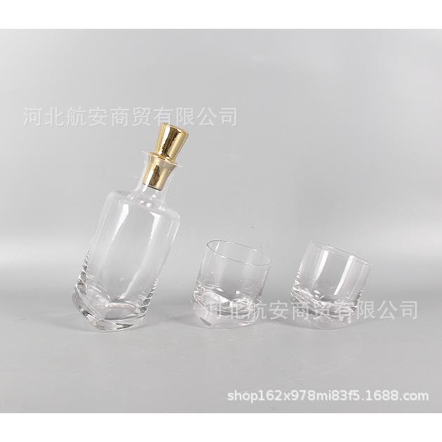 现代简约创意玻璃酒具样板房家居餐桌红酒具醒酒器实用器摆件