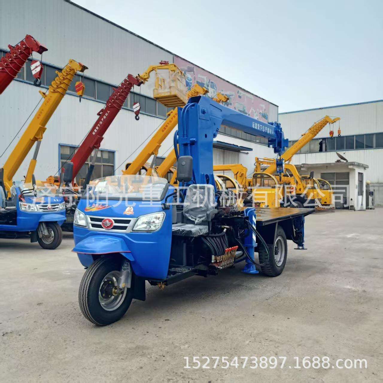 三轮随车吊农用五征三轮车改装吊机园林工地施工专用吊车
