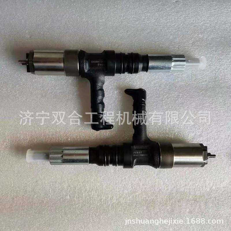 PC600-7挖掘机喷油器 6D140E-3发动机喷油器 095000-0562