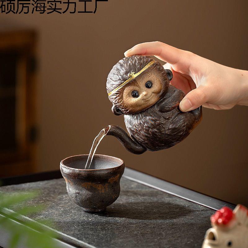 小悟空泡茶壶单壶新款创意搞怪猴子稀奇古怪的陶瓷茶具手抓壶