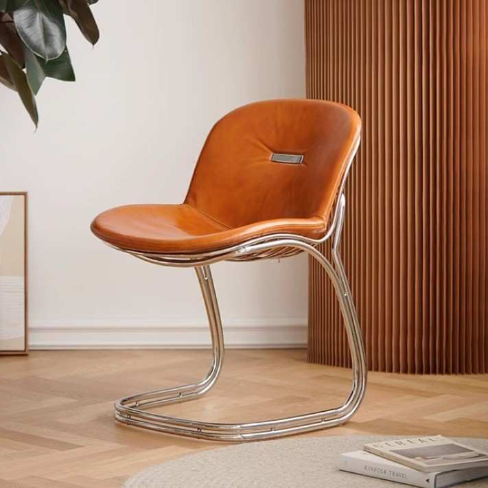 北欧设计师Sabrina Chair悬浮中古真皮餐椅轻奢家用休闲靠背椅