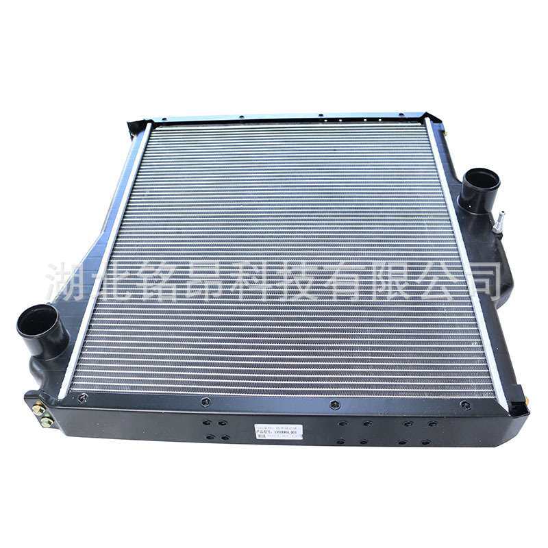 东风EQ1118GA散热器总成1301B80A-001运兵车发动机水冷散热器水箱