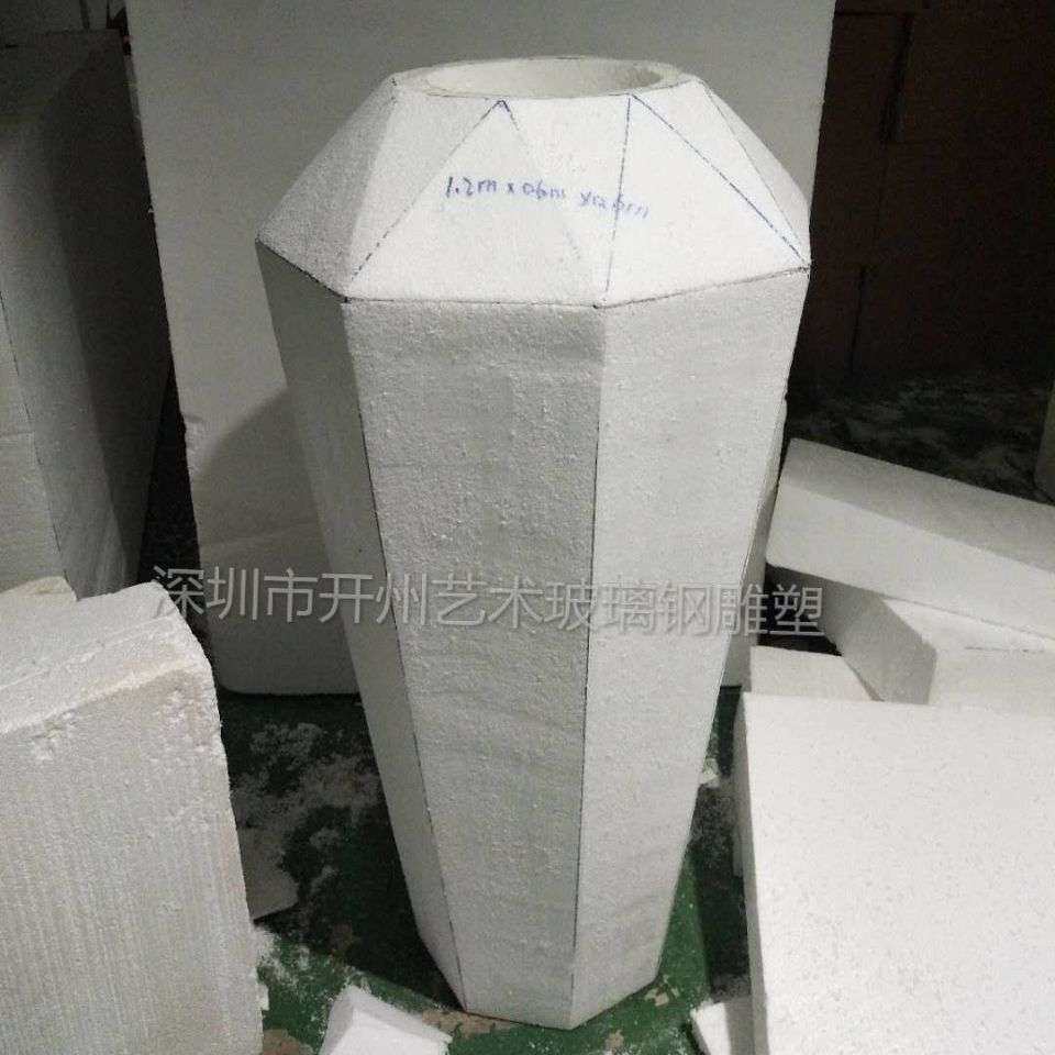 深圳厂家直销玻璃钢花盆雕塑广场建筑物入口超市雕塑橱窗造景摆件