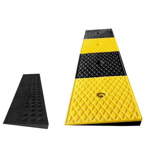 橡胶马路牙子路沿坡 汽车坡道三角垫交通设施减速带厂家直销