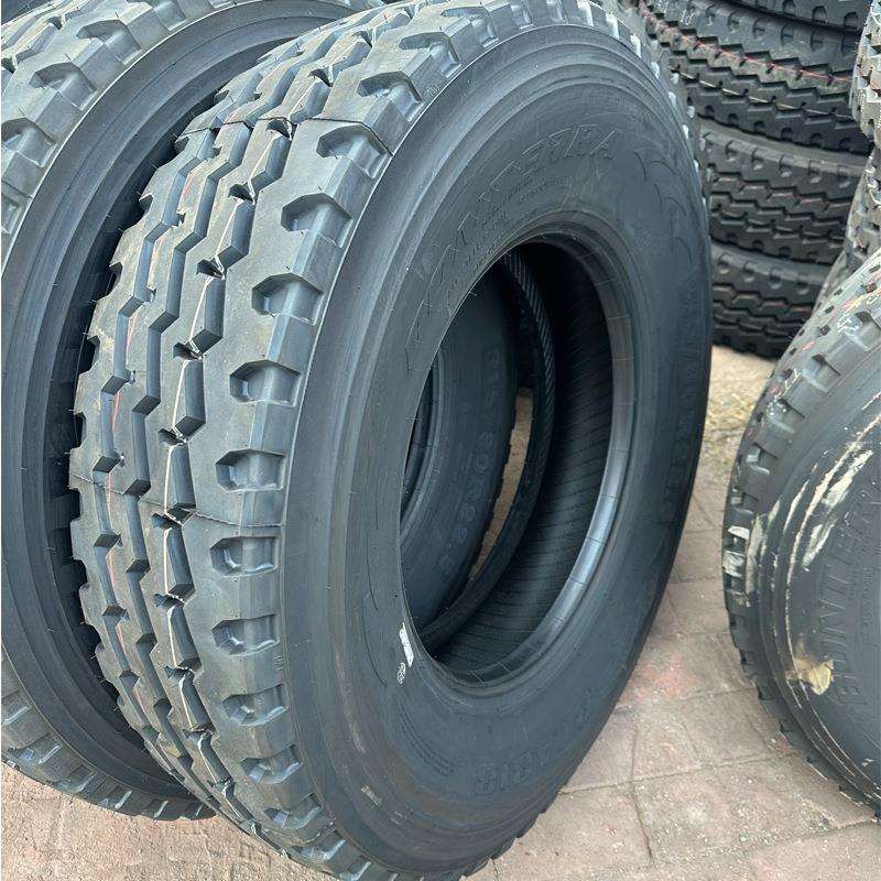 供应全钢丝卡货车轮胎315/80R22.5全钢丝