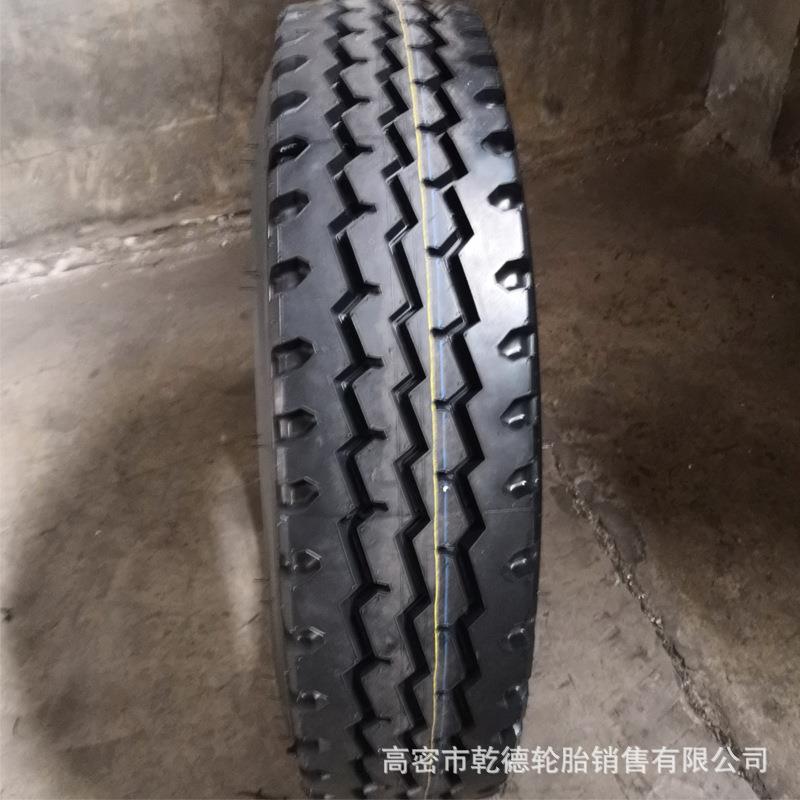 厂家直销8.25r20/9.00r20轮胎加厚耐磨货车卡车轮胎载重汽车轮胎
