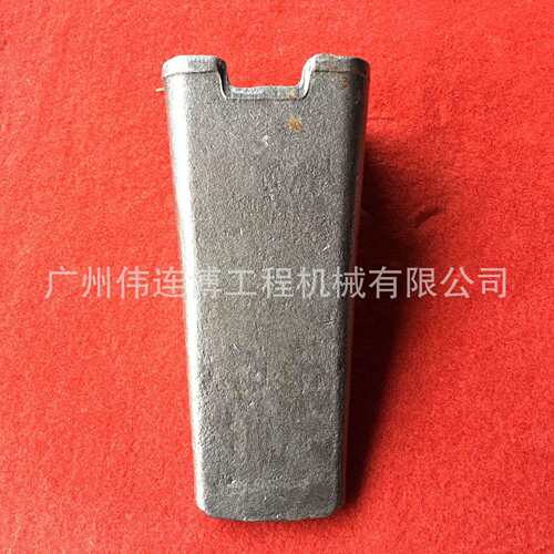 供应大宇DH220/225 三一SY200/215锻造耐磨岩石齿平斗齿牙仔斗齿