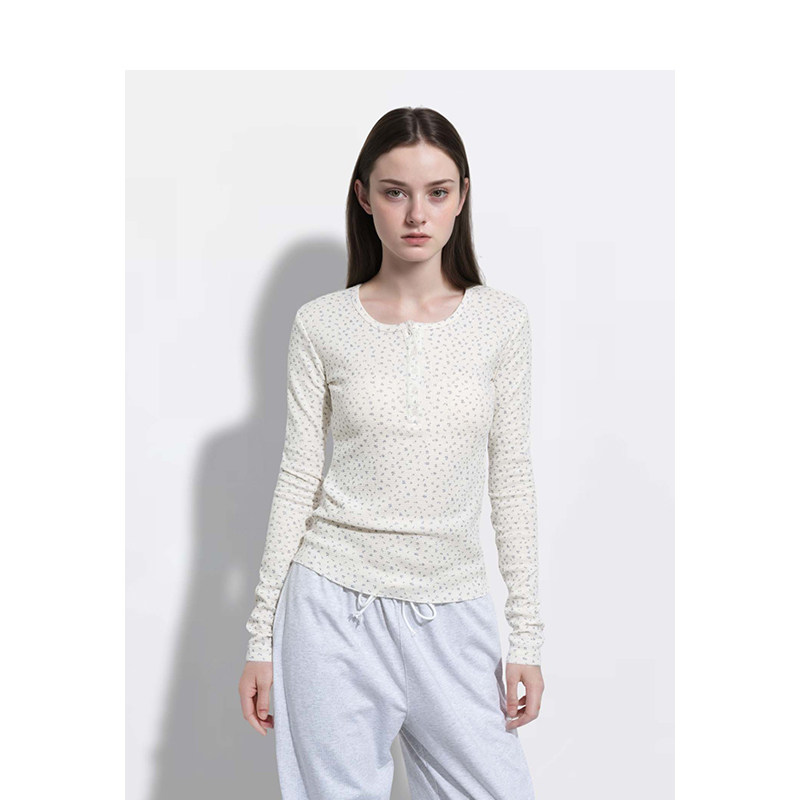 BM长袖t恤女2026新款秋冬碎花圆领华夫格设计感显瘦内搭外穿上衣