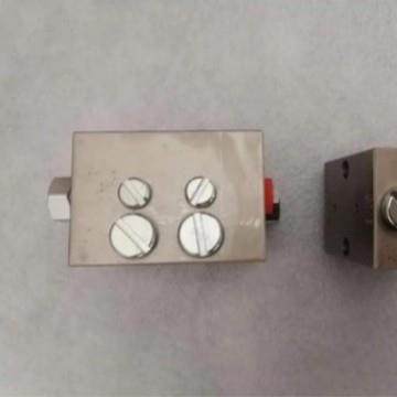 大象中联徐工泵车上用林肯VSKV4分配器三一中联泵车零部件