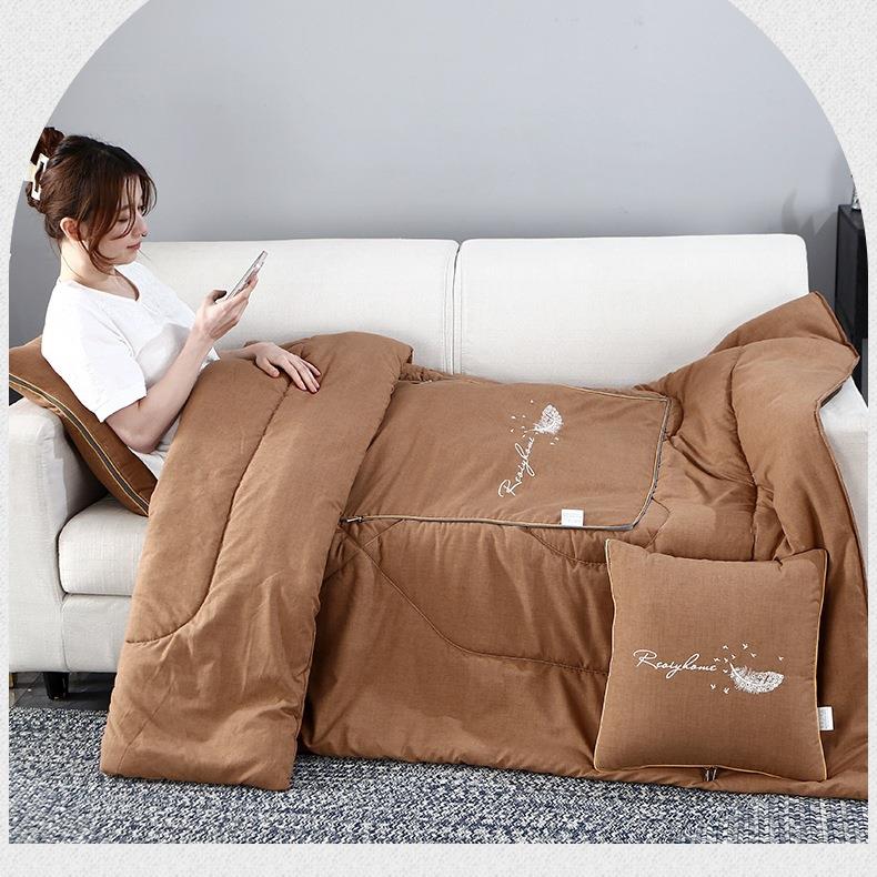 2024新款细棉麻刺绣多功能抱枕被 中号45*45展开120*160cm 淡雅粉