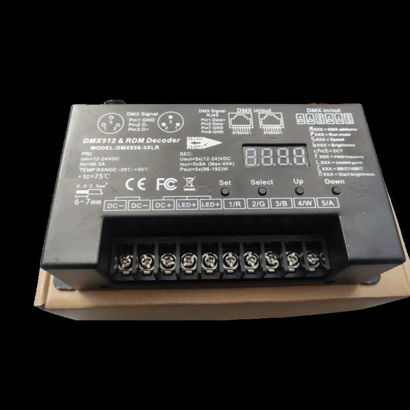 5路RGBCW 解码器 DMX858-3XLR  5CHX8A 12-24V