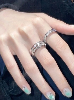精致清冷大小姐百m搭亮晶晶爆闪戒指组合叠戴夏天配饰潮酷风蹦迪