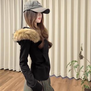黑色修身毛领卫衣外套短款女秋冬季正肩连帽收腰美式上衣2025新款