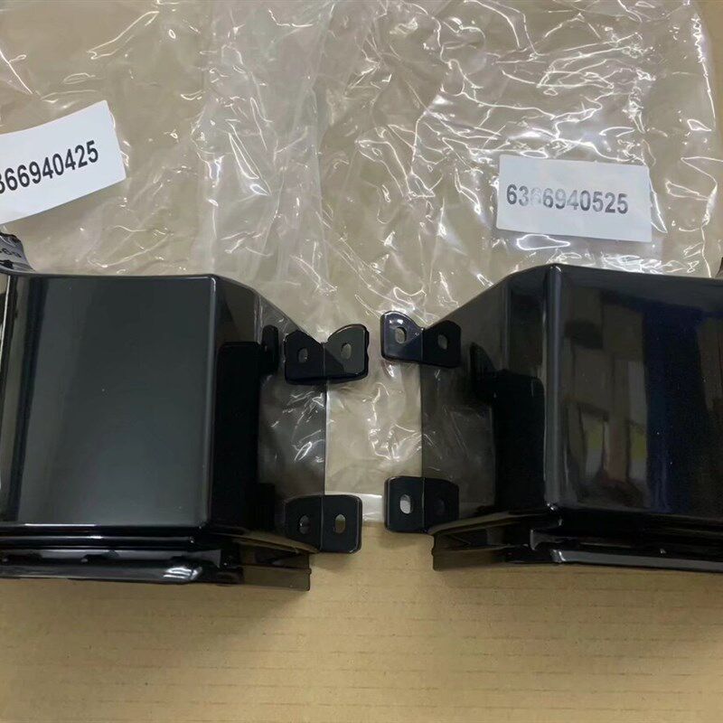 适用福建奔驰唯雅诺VIANO威霆商务车后尾灯下饰板小包角护盖