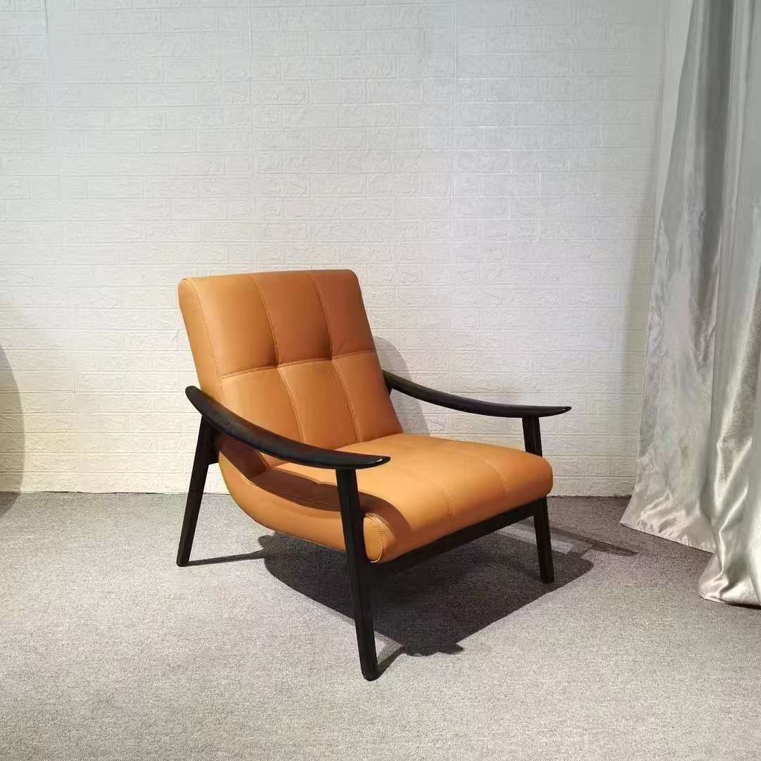 芬恩椅北欧设计师客厅家用休闲中古单椅皮艺白蜡木扶手洽谈沙发椅