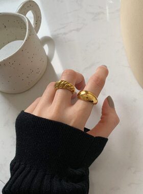 心菠萝轻奢出游彩春季气质高级甜感时髦组合百搭出！戒指大方新款