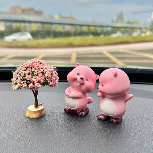 可爱loopy汽k车装饰车内饰品中控台摆件小海狸露比车载玩偶治愈女