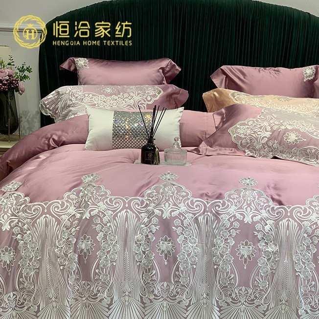 北欧风高精密真丝棉四件套高端蕾丝花边长绒棉被套床盖床品粉蓝色