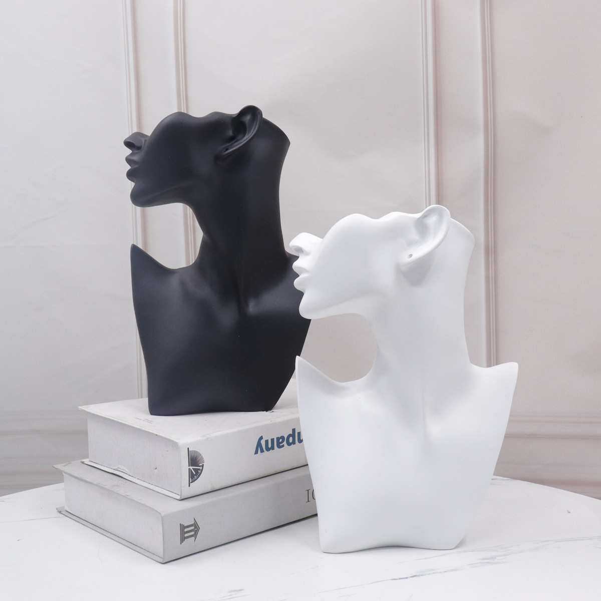 北欧轻奢树脂黑白色客厅玄关人物雕塑摆件创意现代酒柜电视柜摆件,模玩/动漫/周边/娃圈三坑/桌游,模型制作工具/辅料耗材,淘宝优惠券,粉丝福利购,淘宝优惠卷