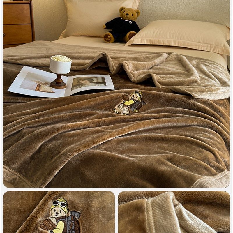 TeenieWeenine冬季金貂绒毛毯被午睡办公室毯子双面珊瑚法兰绒盖