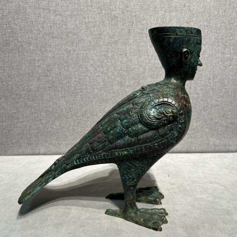 人面鸟尊仿古青铜器家居装饰古典工艺品艺术品收藏摆件