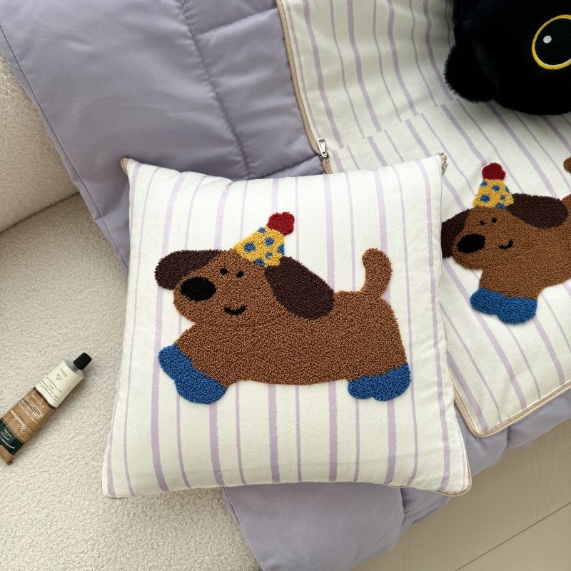 汽车抱枕被子两用车载q靠枕办公室午睡枕头二合一空调被卡通四季