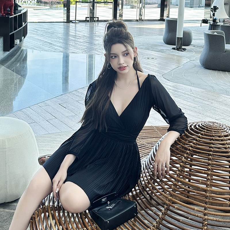 泳衣女连体裙式大码微胖性感深V露背遮肚肉显瘦钢托聚拢温泉泳装