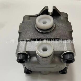 适用卡特301.5齿轮泵PVD-00B-18P-6AG4 GEAR PUMP