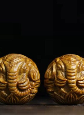 绿檀木富贵象款手把件健身球 规格4.5 老人雕刻健康球 工艺品文玩