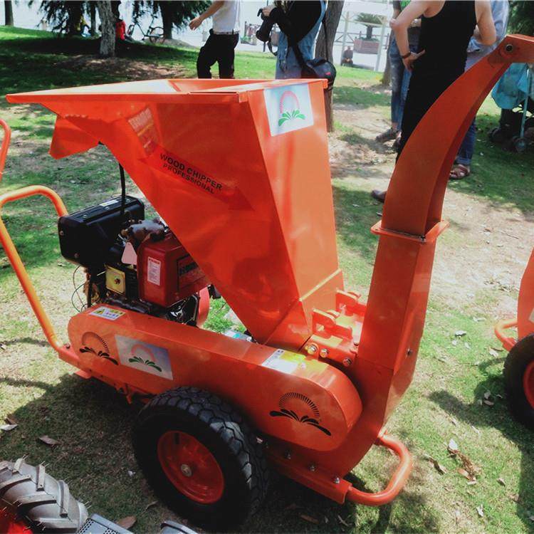 小型移动式汽油动力家用粉碎机树枝粉碎机绿化修建树干粉碎机