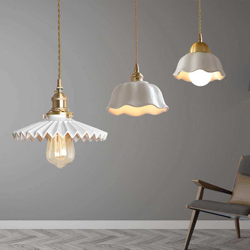 北欧白色百褶群陶瓷吊灯日式餐厅民宿吧台床头卧室客厅复古全铜灯