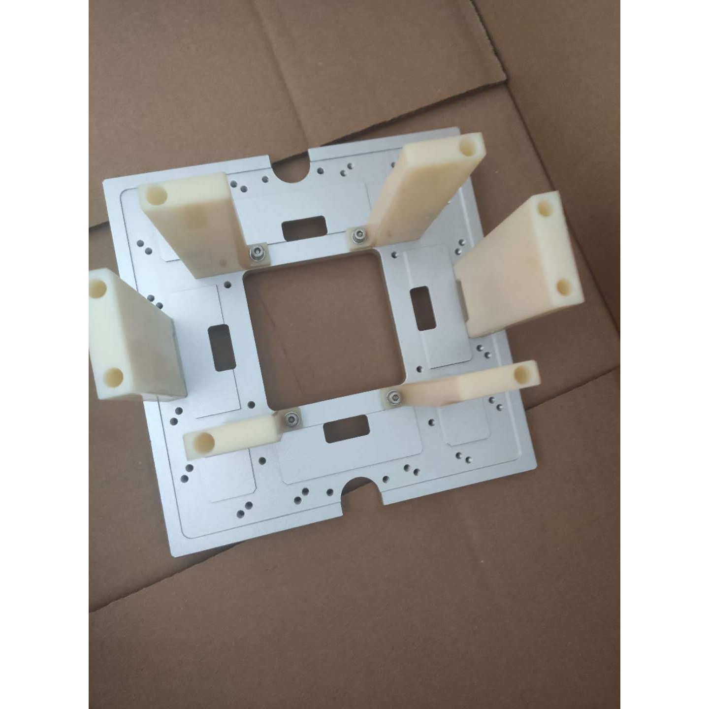 光伏电池片用硅片承载盒
