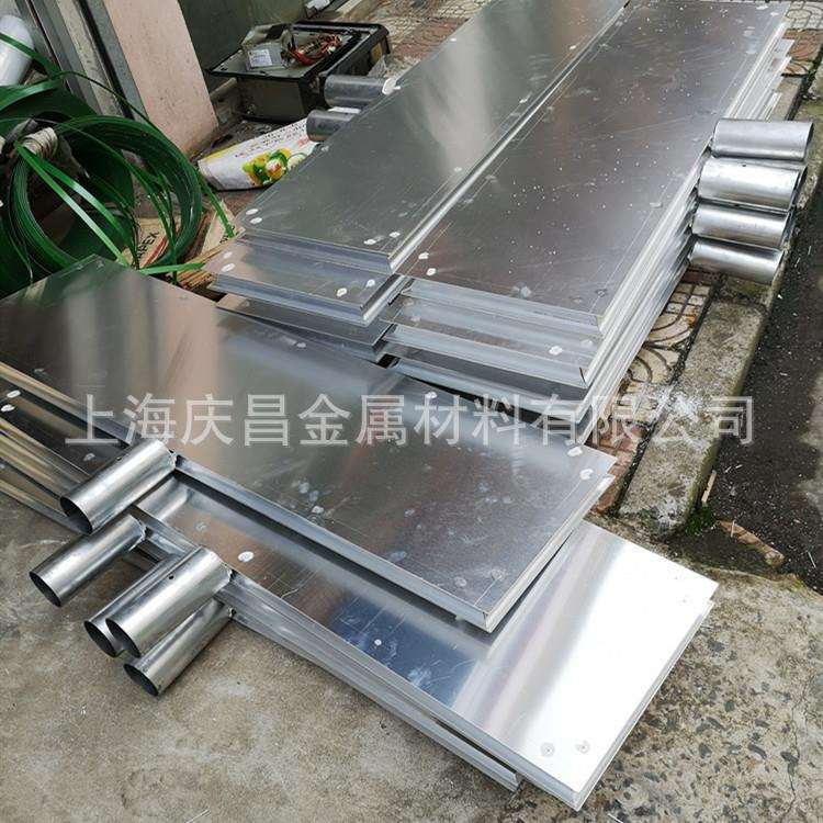 道路东西方向指示牌 路名牌1500*450带托盘整套 厂家直销