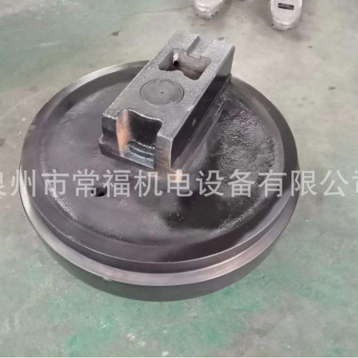 宇通旋挖钻机底盘配件YT300引导轮