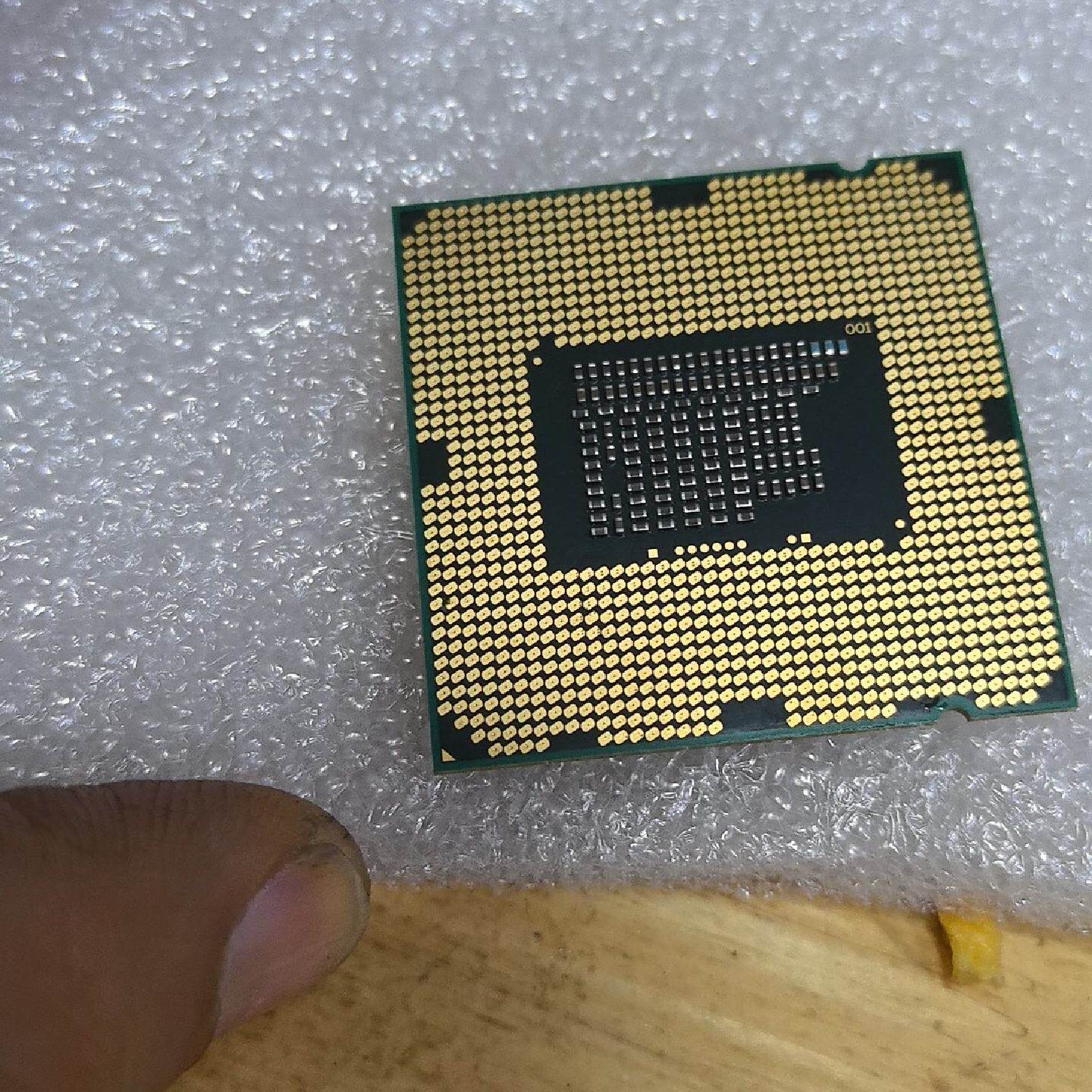 这是英特尔（Intel）酷睿i3-2100处理器，属于第二代--议价商品